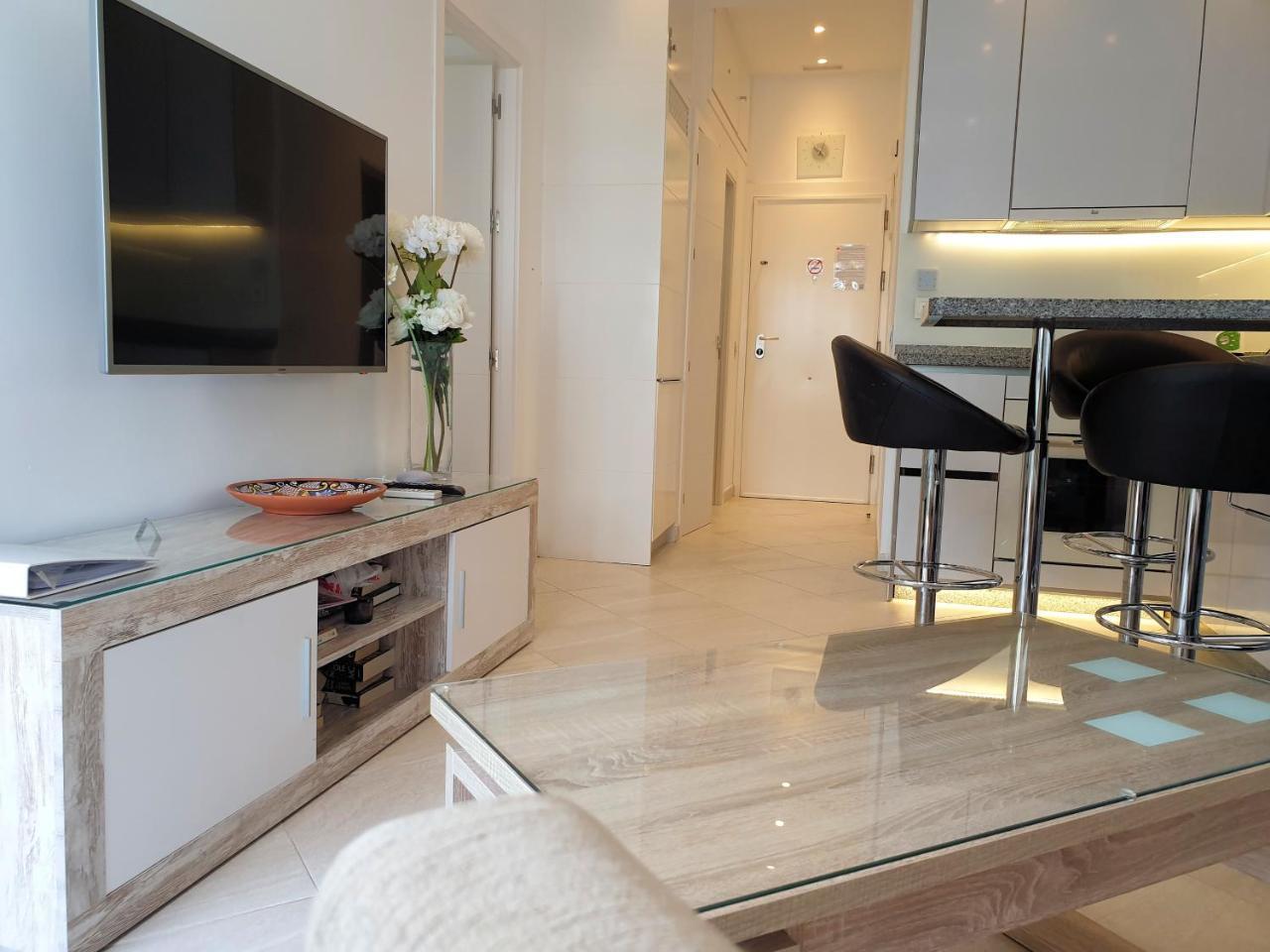 Skol Apartments Марбеля Екстериор снимка