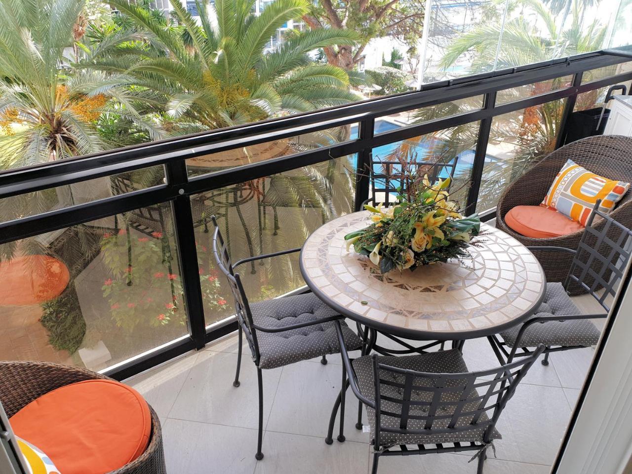 Skol Apartments Марбеля Екстериор снимка