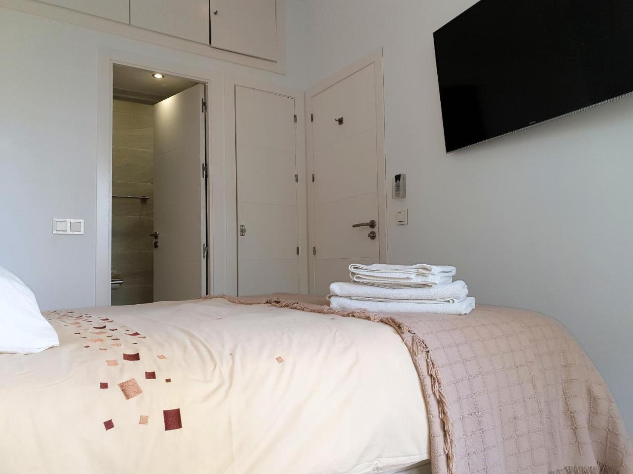 Skol Apartments Марбеля Екстериор снимка