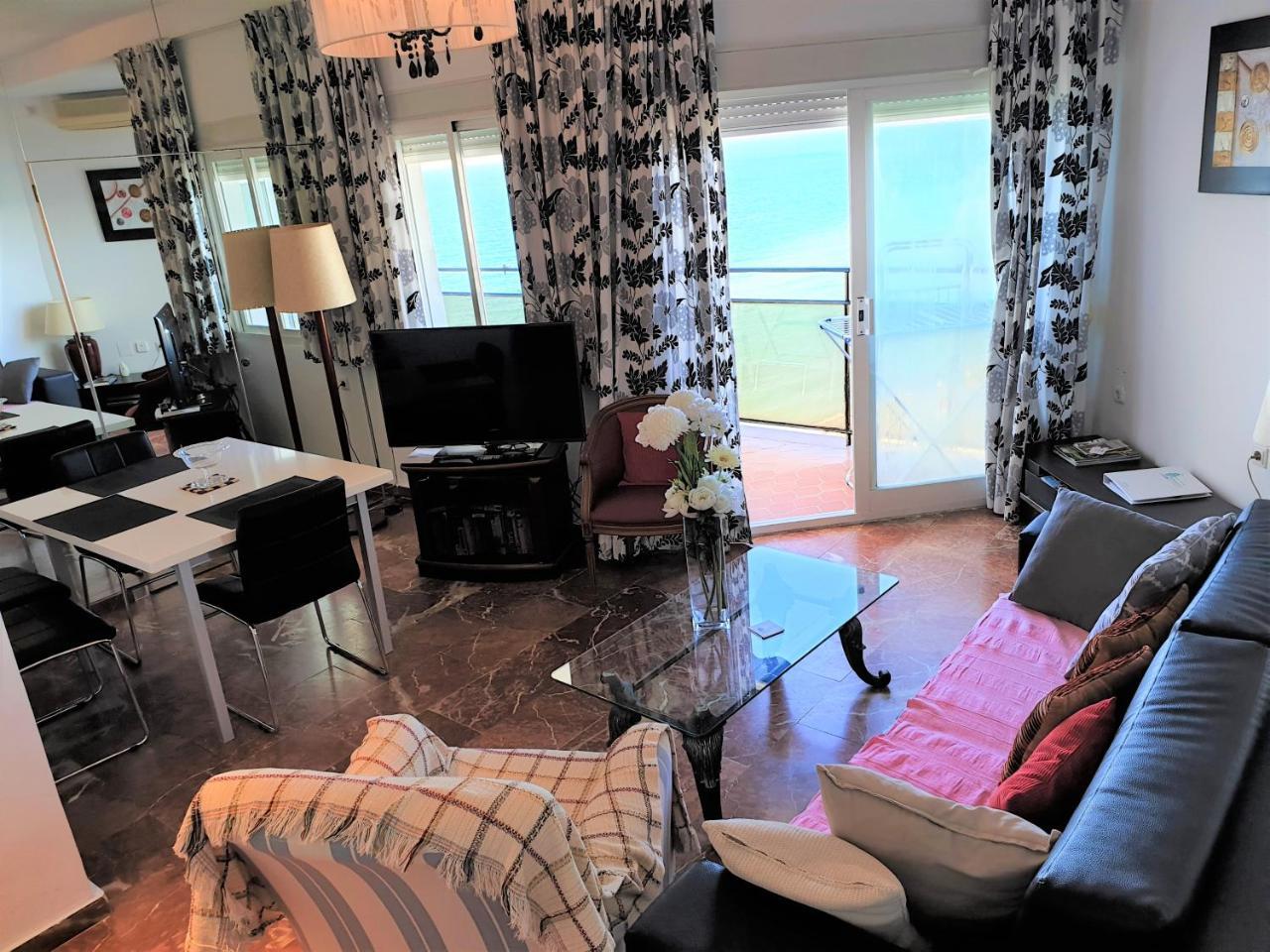 Skol Apartments Марбеля Екстериор снимка