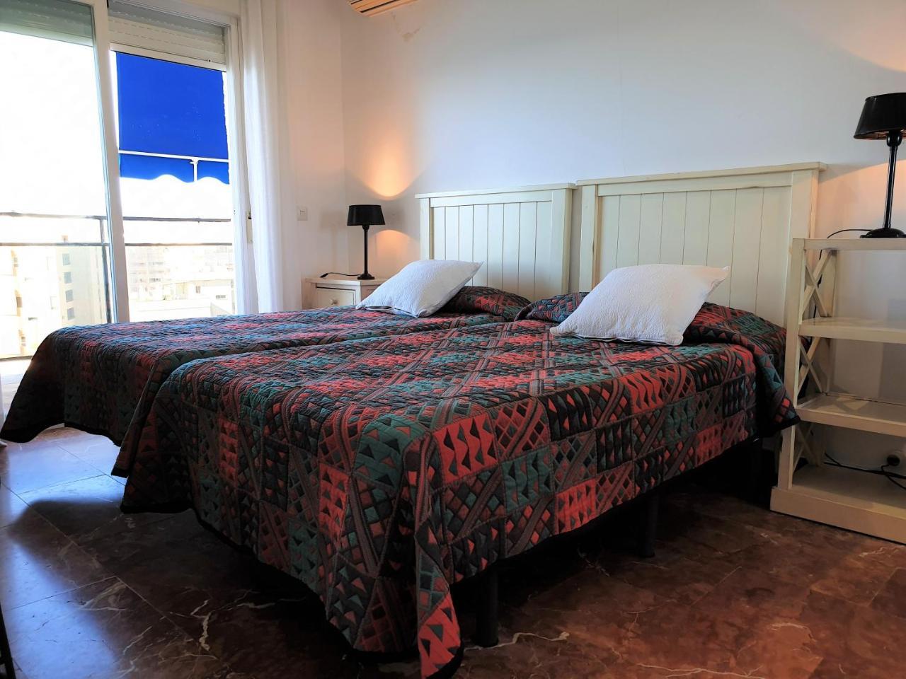 Skol Apartments Марбеля Екстериор снимка