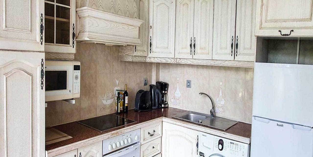 Skol Apartments Марбеля Екстериор снимка